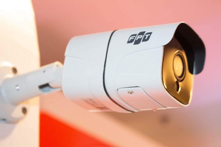Camera ngoài trời FPT