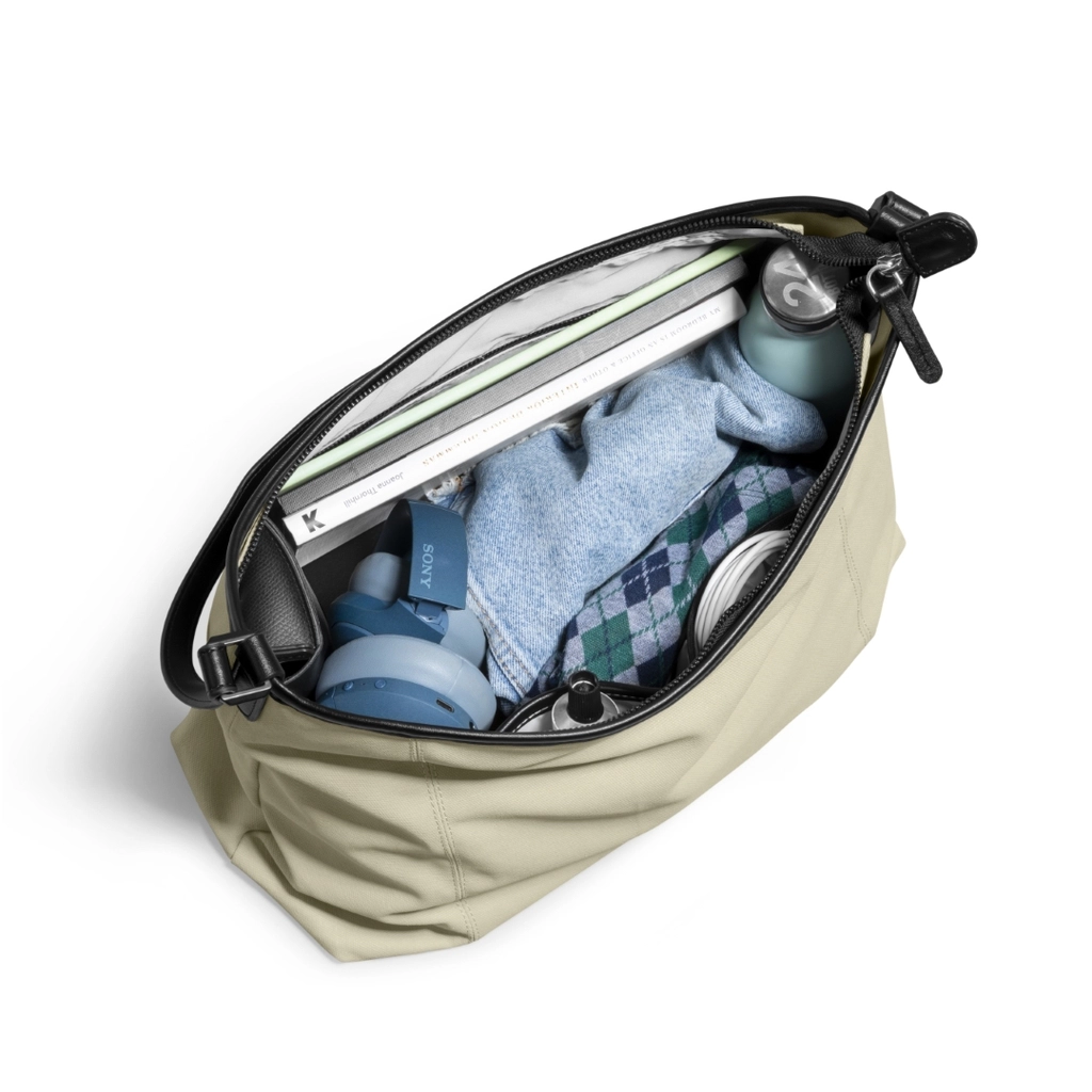 Combo Túi Xách Và Túi Chống Sốc Tomtoc (Usa) Versatile - T28 Laptop Tote T28M1 Màu Kaki